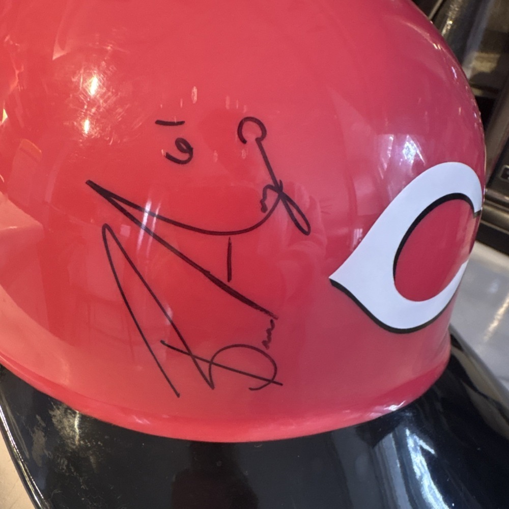 Cincinnati Reds MLB Souvenir Batting Helmet Signed Bronson Arroyo #61 Pitcher